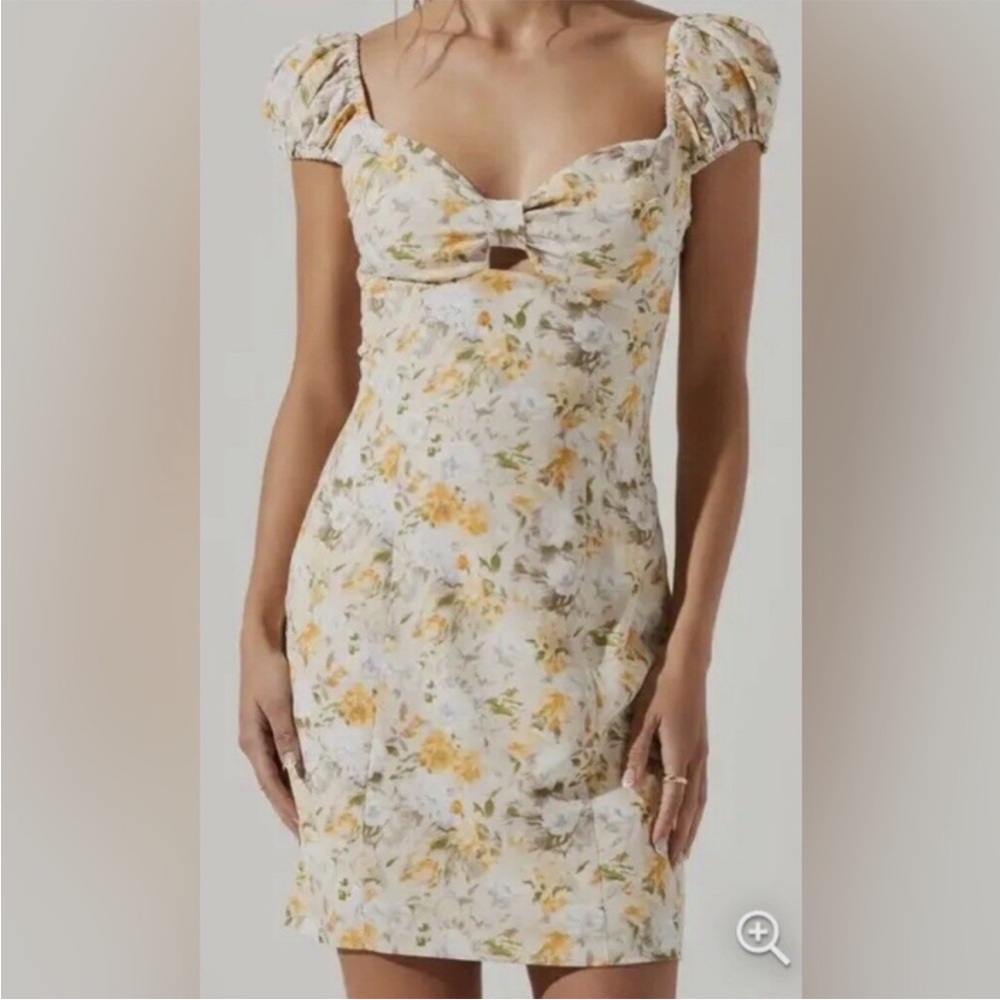 Astr Yellow and Blue Puff Sleeve Bodycon Mini Dress